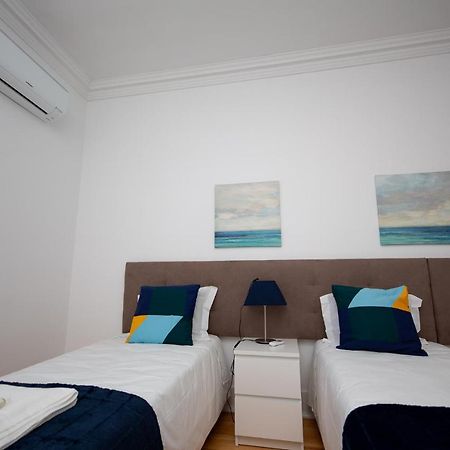 Inn-Chiado Boulevard Guest House リスボン エクステリア 写真