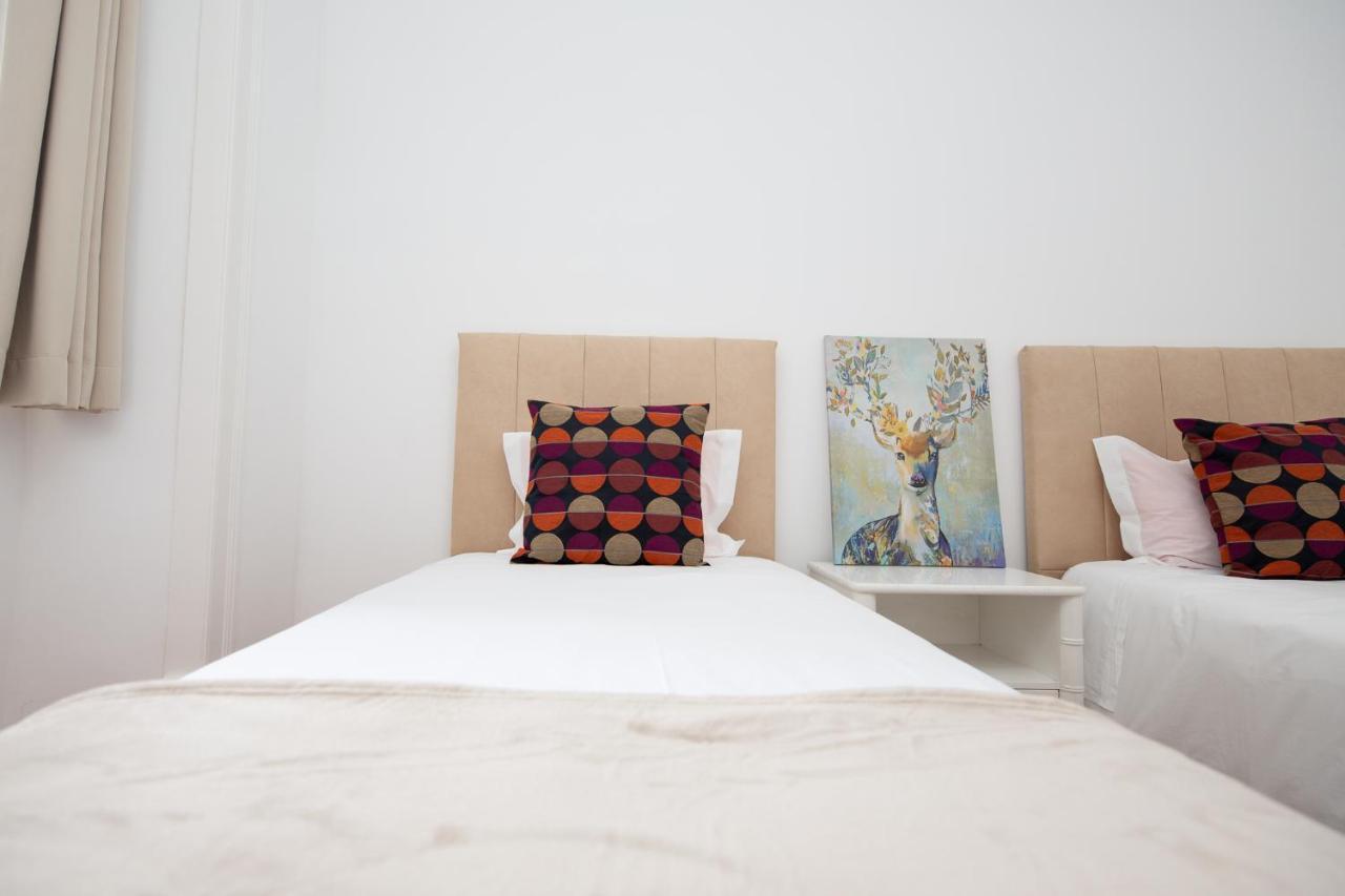 Inn-Chiado Boulevard Guest House リスボン エクステリア 写真