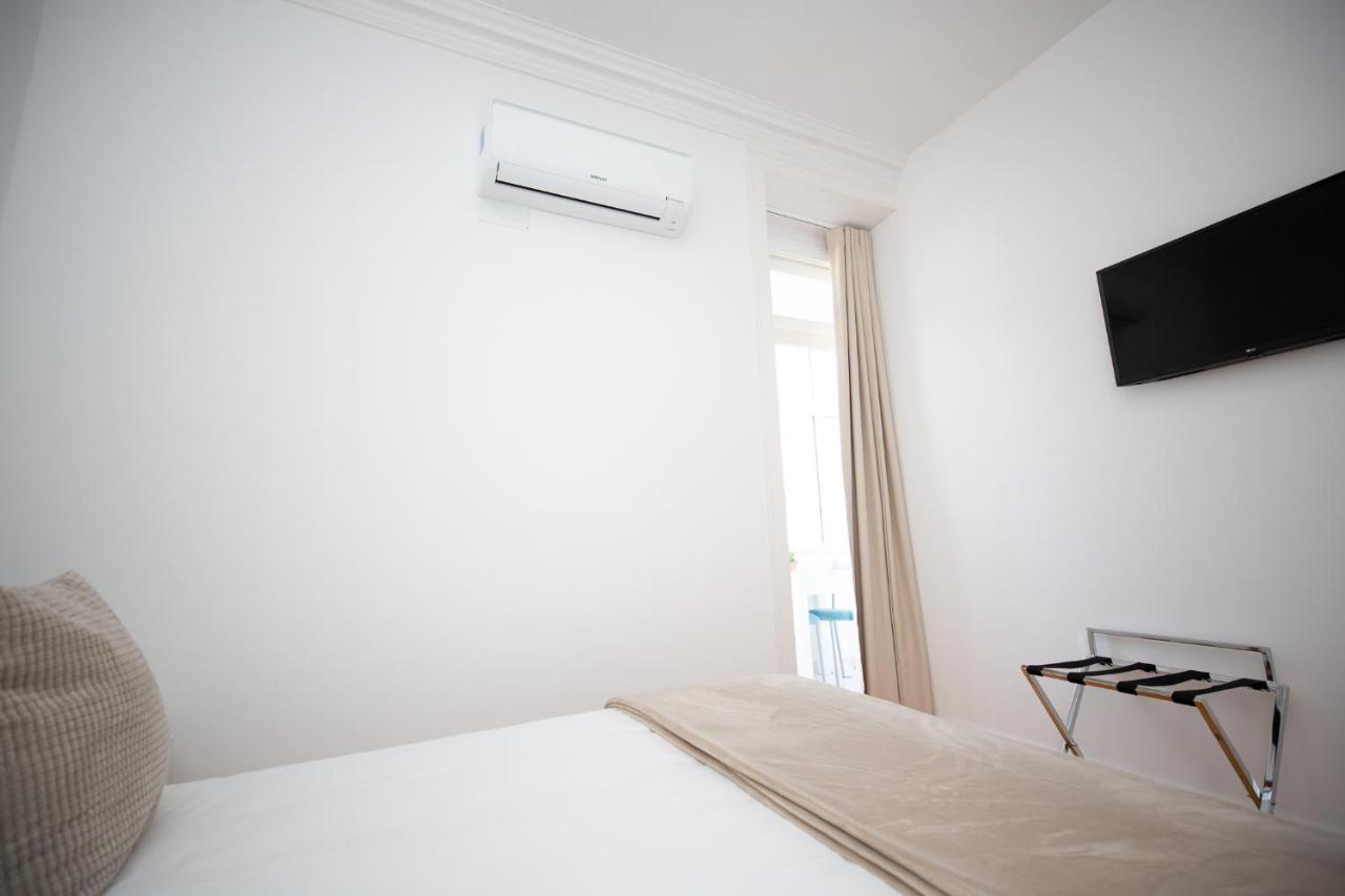 Inn-Chiado Boulevard Guest House リスボン エクステリア 写真