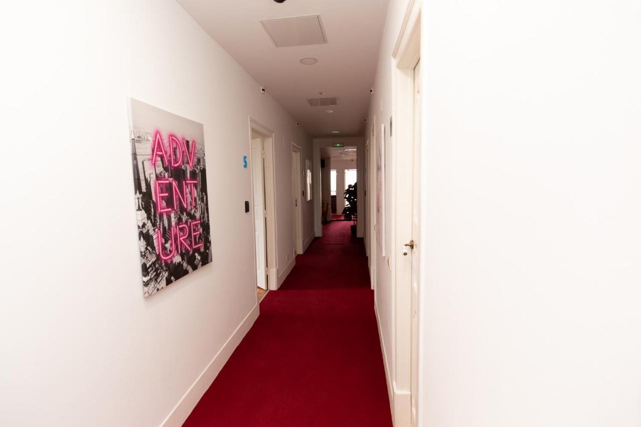 Inn-Chiado Boulevard Guest House リスボン エクステリア 写真