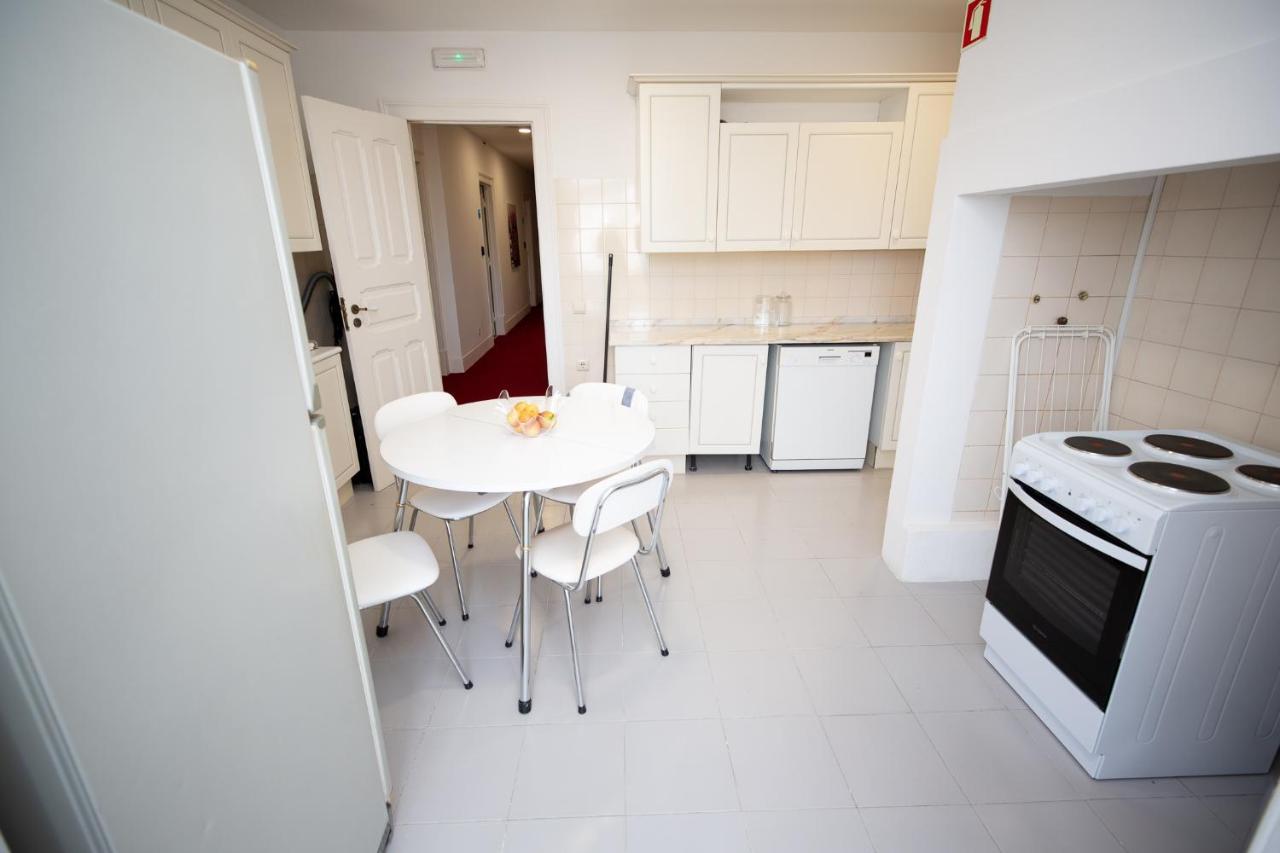 Inn-Chiado Boulevard Guest House リスボン エクステリア 写真