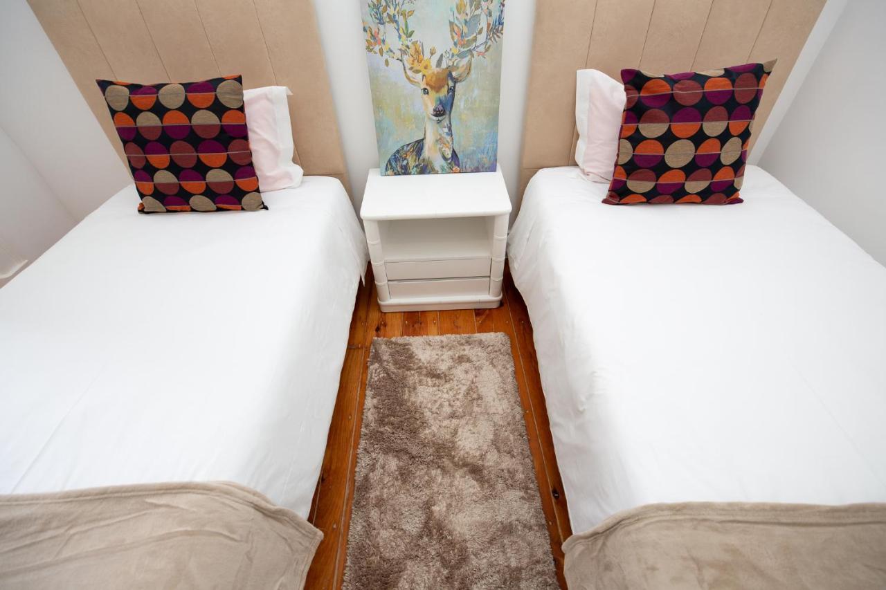 Inn-Chiado Boulevard Guest House リスボン エクステリア 写真